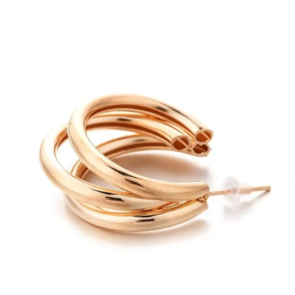 NEW Gold 18k plated Modern Hoop Earrings - Picture 6 of 7